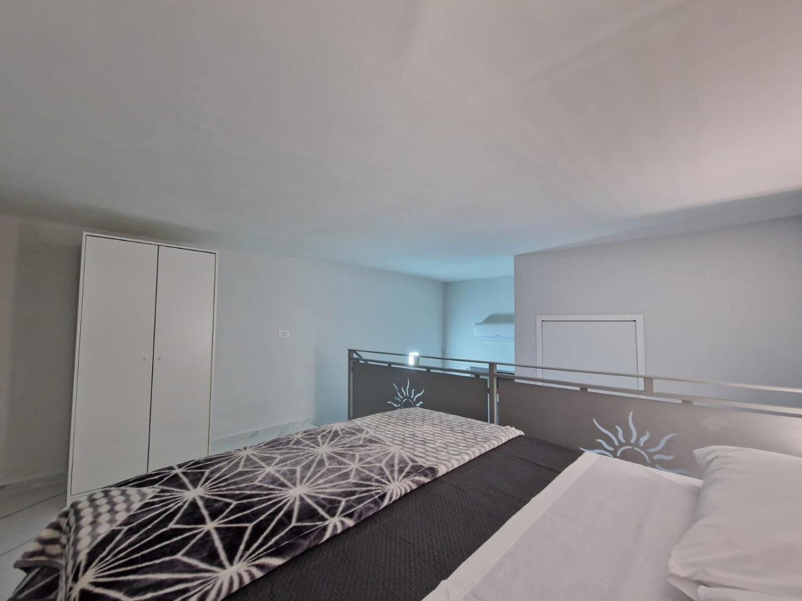 House Angiolina Bed & Breakfast Napoli Exterior foto